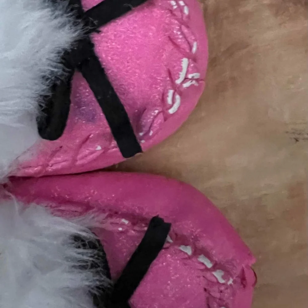 Slippers - Picture 3 of 3